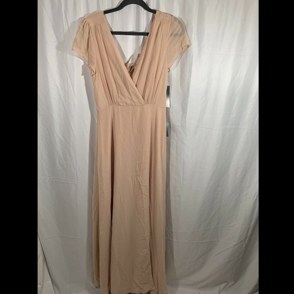 NWT Lulus Lace-Up‎ Back Chiffon Gown in Blush Pink [SZ Medium ] - Picture 4 of 8